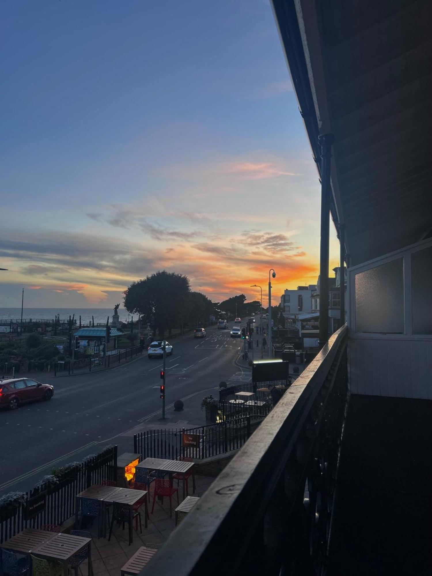 The Royal Hotel - Clacton On Sea Εξωτερικό φωτογραφία